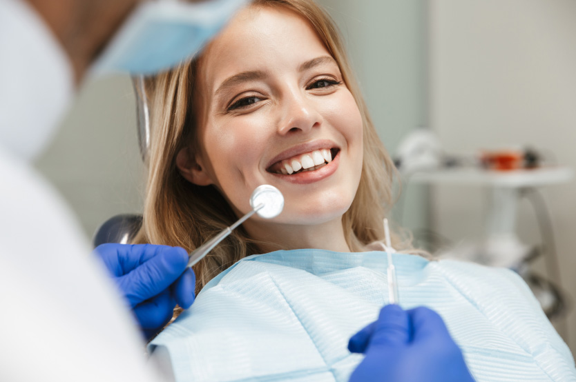 girl on dentist